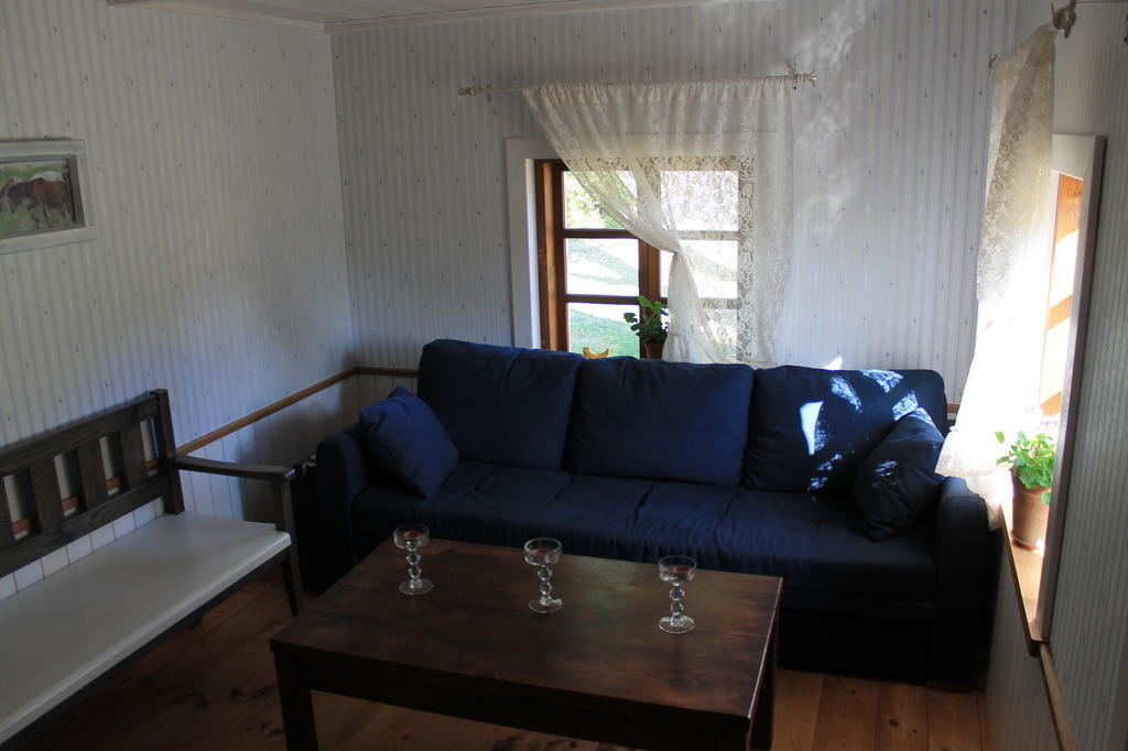 Maenni Summerhouse Kassari Habitación foto